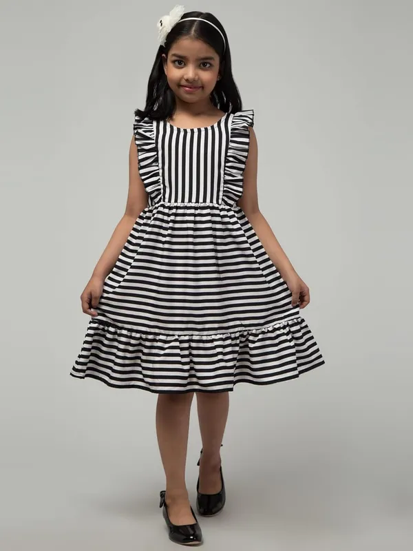 Black_Solid_Evening_Dress_For_Girls