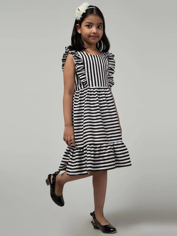 Black_Solid_Evening_Dress_For_Girls