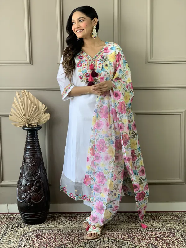 White_Women_Printed,_Embroidered_Ethnic_Dress_Kurta__For_Women