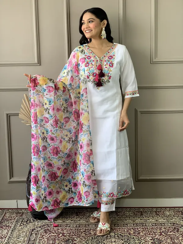 White_Women_Printed,_Embroidered_Ethnic_Dress_Kurta__For_Women