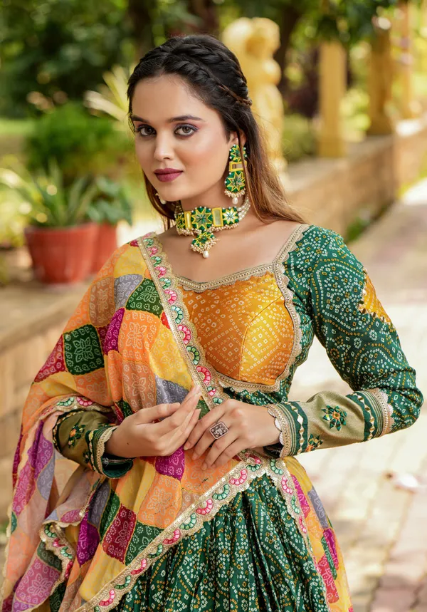 Green_Chic_Bandhani_Lagdi_Patta_Lehenga_With_Zari_And_Thread_Embroidery_For_Women