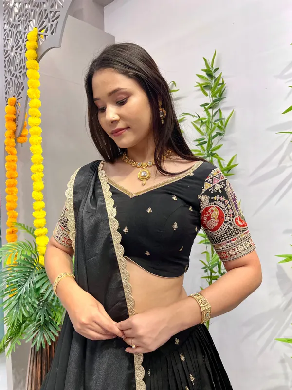 Black_Stunning_Black_Roman_Silk_Damaniya_Lehenga_Choli_For_Women