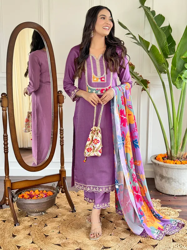Lavender_Desingner_Embroidered_Kurti_Pant_Dupatta_For_Women