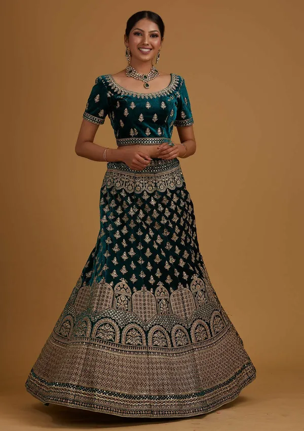 Green_Embroidered_Semi_Stitched_Lehenga_Choli__For_Women
