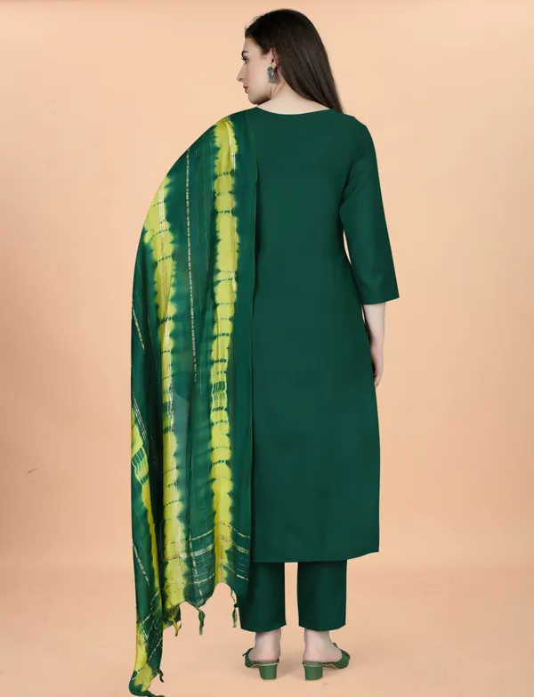 Green_Women_Embroidered_Ethnic_Dress_Kurta__For_Women