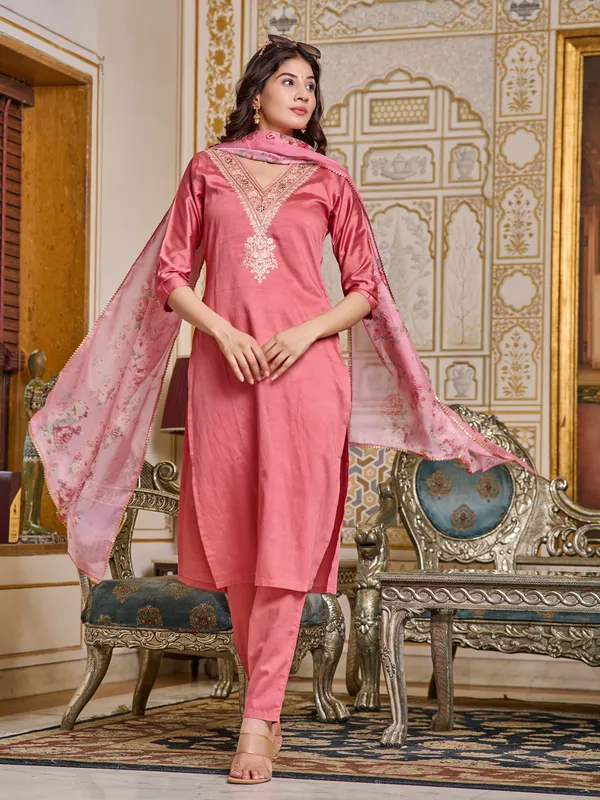 Pink_Serenity_Chanderi_Embroidered_kurti_with_pant_and_Dupatta_For_Women