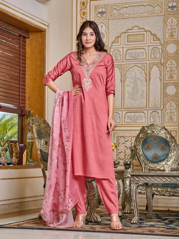 Pink_Serenity_Chanderi_Embroidered_kurti_with_pant_and_Dupatta_For_Women