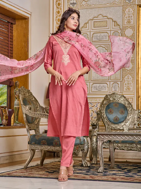 Pink_Serenity_Chanderi_Embroidered_kurti_with_pant_and_Dupatta_For_Women