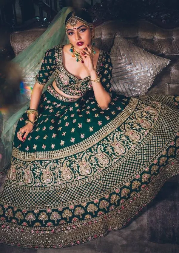 Satin_Dreams:_Designer_Embroidered_Lehenga