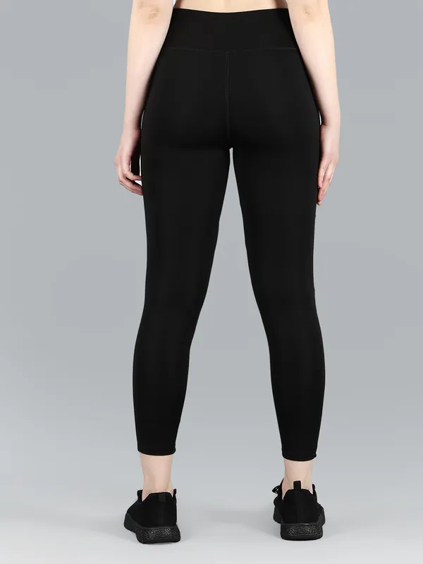 Black_Polyester_Blend_Solid_Ankle_Length_Tight_For_Women