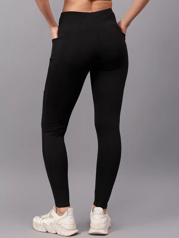 Black_Polyester_Blend_Solid_Western_Sportswear_Gym_Tights_For_Women