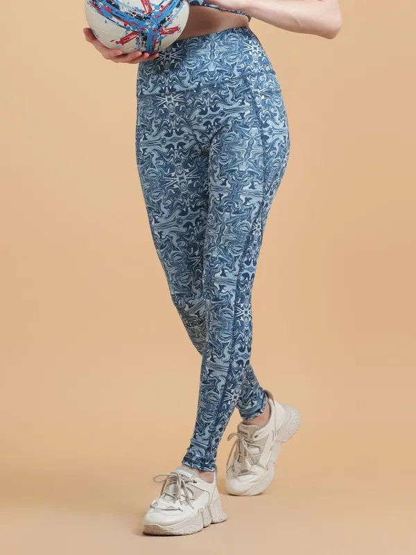 Blue_Lycra_Blend_Printed_Western_Sportswear_Gym_Tights_For_Women