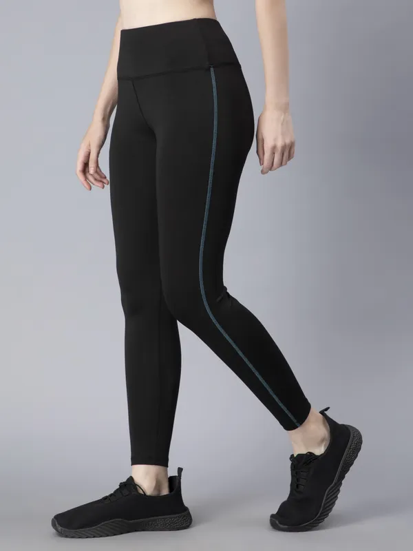 Black_Polyester_Blend_Solid_Western_Sportswear_Tights_For_Women