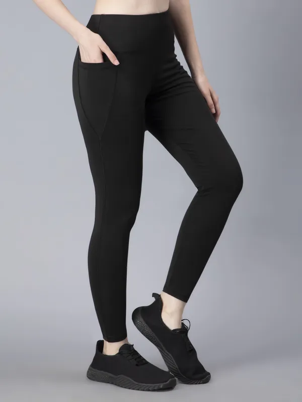 Black_Polyester_Blend_Solid_Western_Sportswear_Tights_For_Women