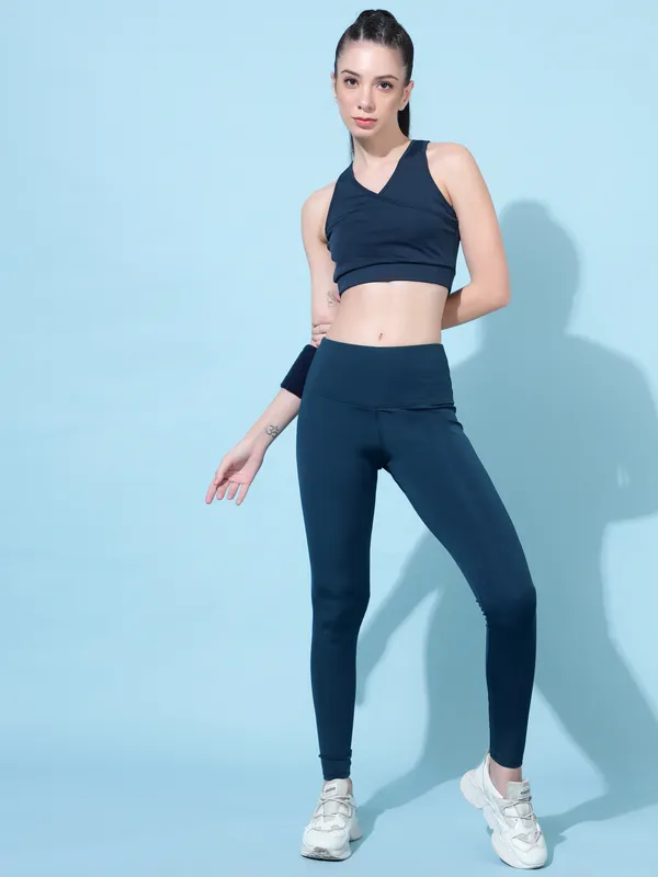 Blue_Polyester_Solid_Sports_Lightly_Padded_Bra_For_Women