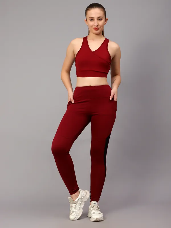 Maroon_Polyester_Solid_Sports_Lightly_Padded_Bra_For_Women