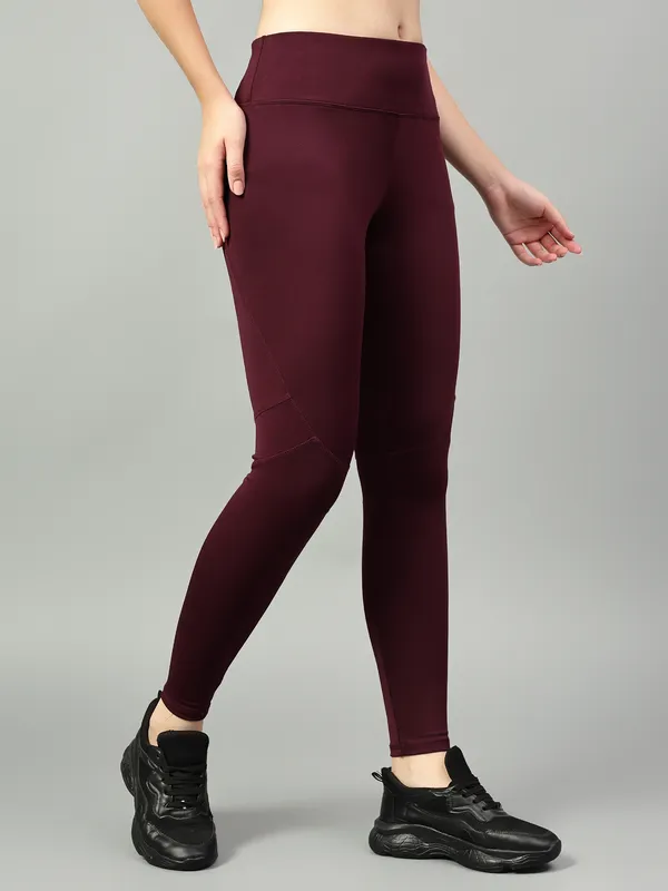 Maroon_Polyester_Blend_Solid_Western_Sportswear_Gym_Tights_For_Women