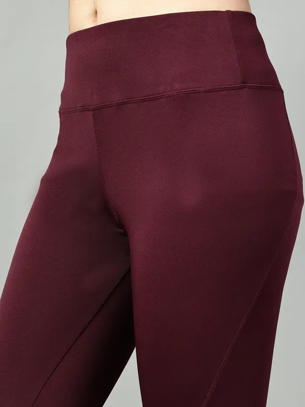 Maroon_Polyester_Blend_Solid_Western_Sportswear_Gym_Tights_For_Women
