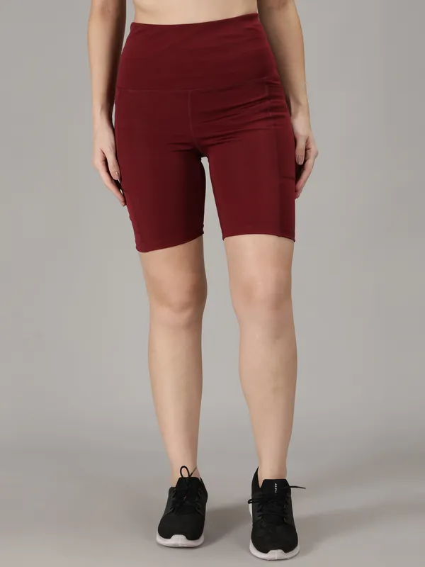 Maroon_Lycra_Blend_Solid_Western_Sportswear_Gym_Tights_Shorts_Shorts_For_Women