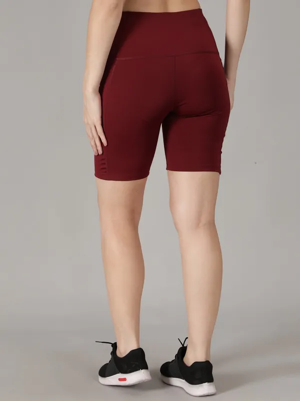 Maroon_Lycra_Blend_Solid_Western_Sportswear_Gym_Tights_Shorts_Shorts_For_Women