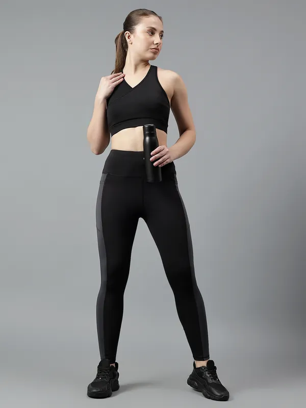 Black_&_Grey_Polyester_Blend_Color_Block_Western_Sportswear_Gym_Tights_For_Women