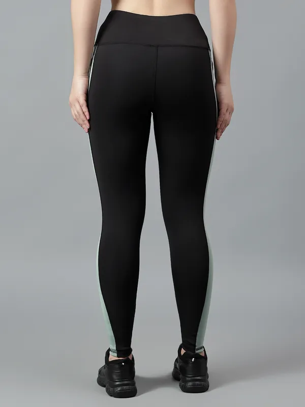 Black_&_Green_Polyester_Blend_Color_Block_Western_Sportswear_Gym_Tights_For_Women