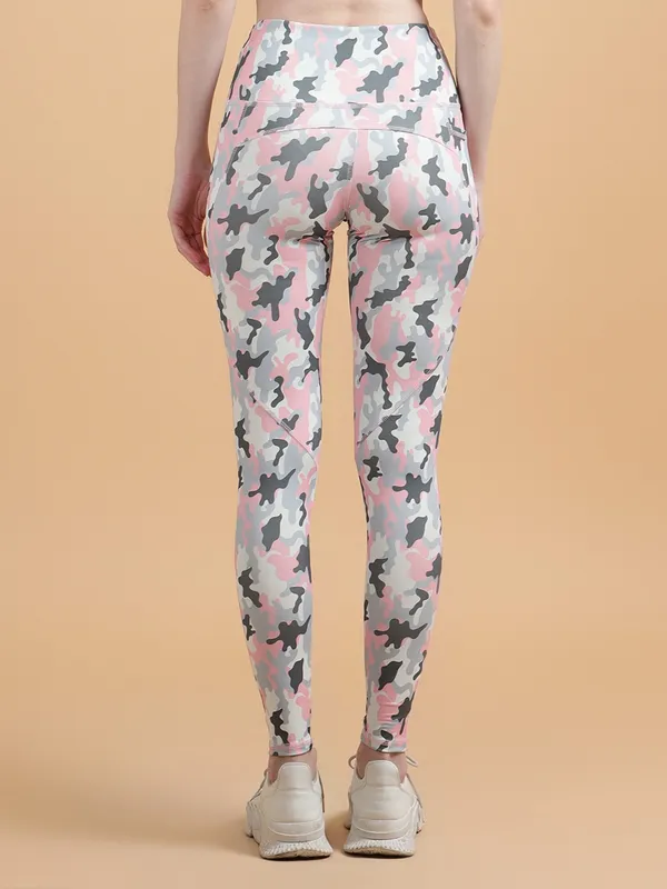 Pink_Lycra_Blend_Printed_Western_Sportswear_Gym_Tights_For_Women