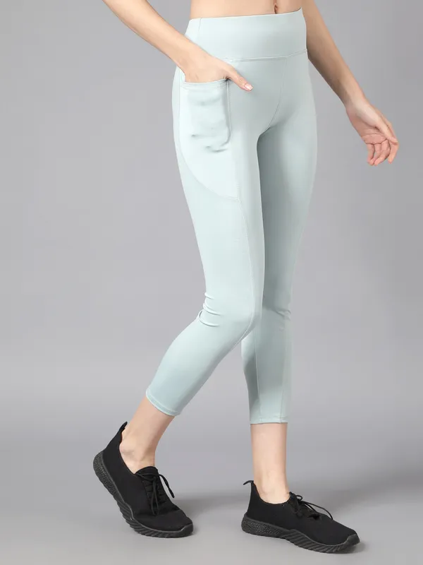 Light_Green_Polyester_Blend_Solid_Western_Sportswear_Gym_Tights_For_Women