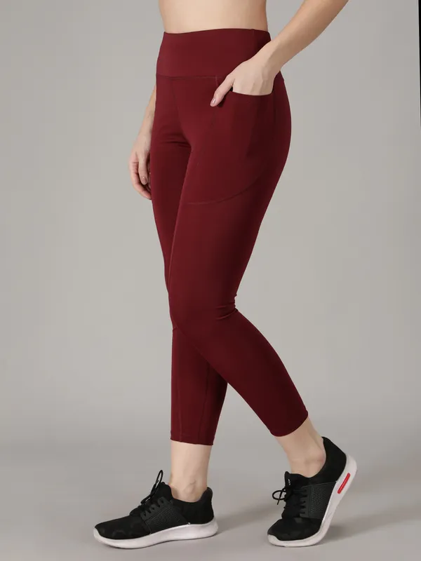 Maroon_Polyester_Solid_Western_Sportswear_Tights_For_Women