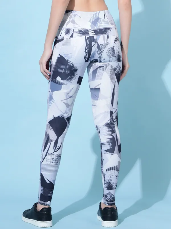 Multicolor_Lycra_Blend_Printed_Western_Sportswear_Gym_Tights_For_Women