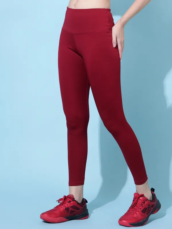 Maroon_Polyester_Blend_Solid_Western_Sportswear_Tights_For_Women