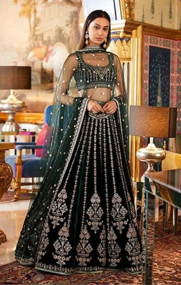 Green_color_Designer_Thread,_Zari_Embroidery_&_Sequence_work_Lehenga_Choli