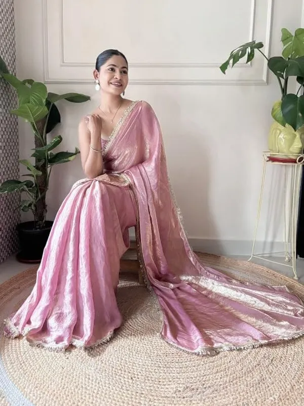 Mauve_Paper_Silk_Saree_With_Sequence_Work_Border_With_Unstitched_Blouse_Piece