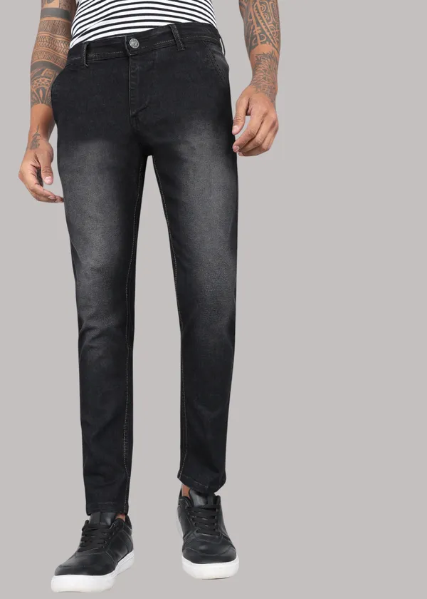 Black_Tapered_Fit_Solid_Jeans_For_Men_With_Cotton_And_Viscose_Blend_Fabric