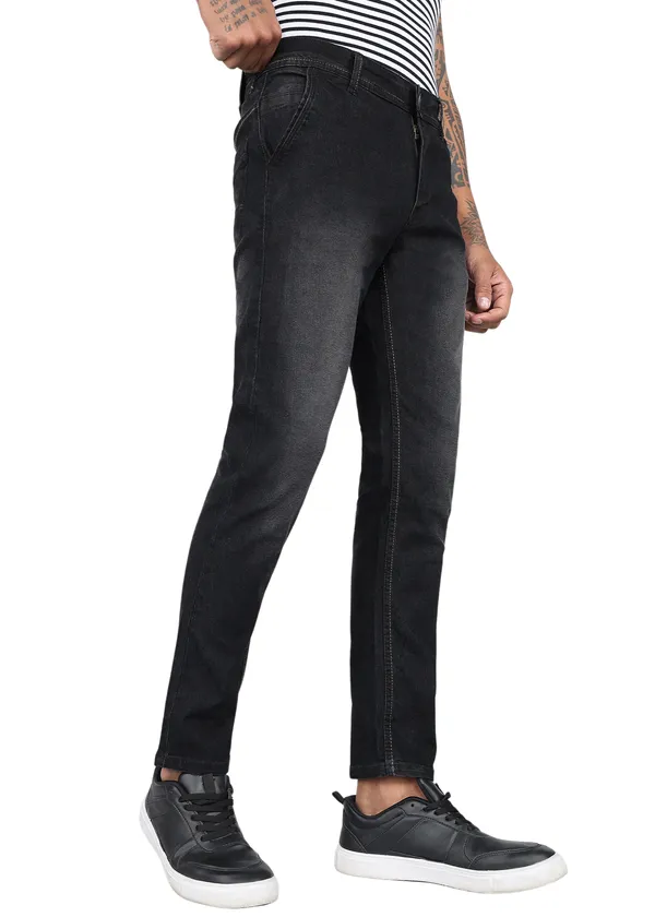 Black_Tapered_Fit_Solid_Jeans_For_Men_With_Cotton_And_Viscose_Blend_Fabric