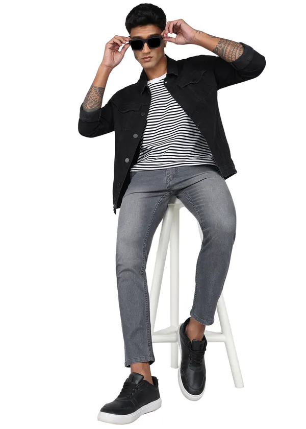 Grey_Tapered_Fit_Solid_Jeans_For_Men_With_Cotton_And_Viscose_Blend_Fabric