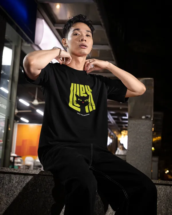 Mens_Lurking_Cat_Oversized_Korean_Fit_Black_Tshirt_Made_With_Premium_Biowashed_240_GSM_Loopknit_Cotton_Fabric