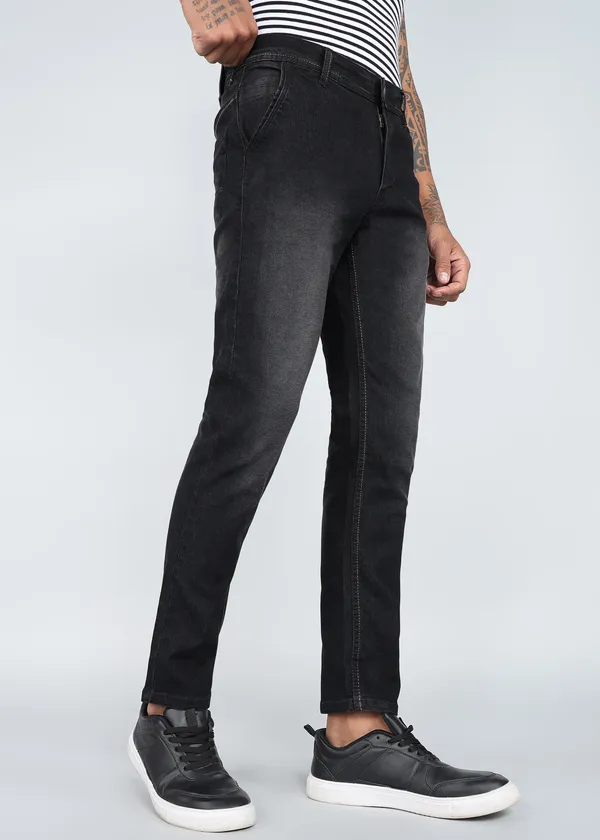 Black_Tapered_Fit_Washed_Jeans_For_Men_With_Cotton_And_Viscose_Blend_Fabric