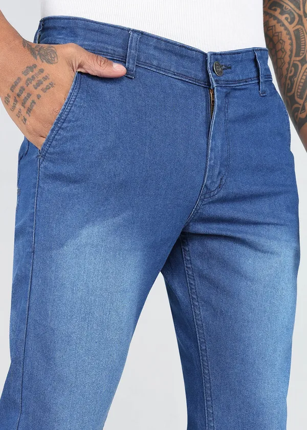 Light_Blue_Tapered_Fit_Washed_Jeans_For_Men_With_Cotton_And_Viscose_Blend_Fabric