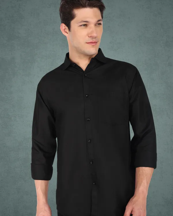 Black_Solid_Casual_Cotton_Blend_Shirt_For_Men