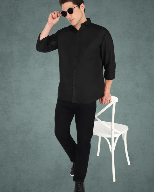 Black_Solid_Casual_Cotton_Blend_Shirt_For_Men