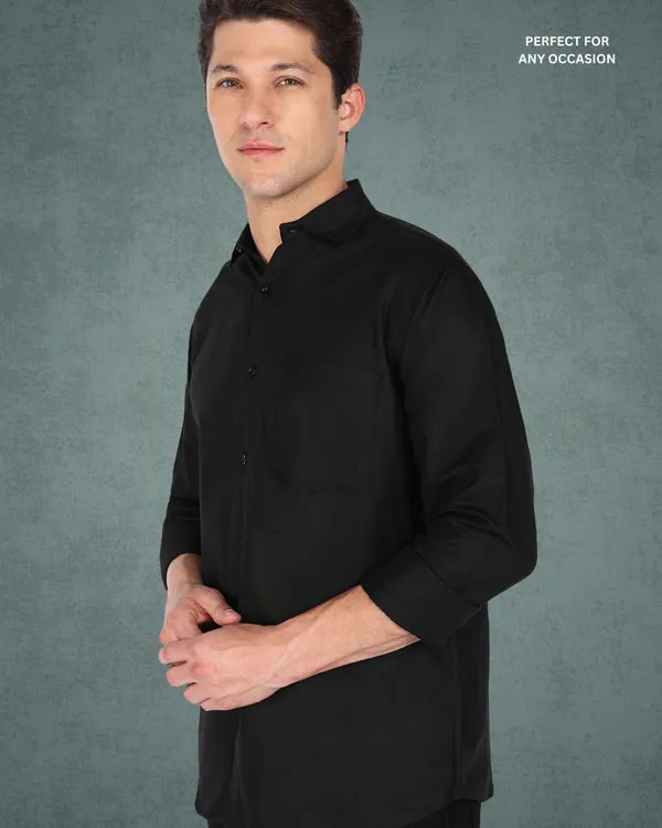 Black_Solid_Casual_Cotton_Blend_Shirt_For_Men