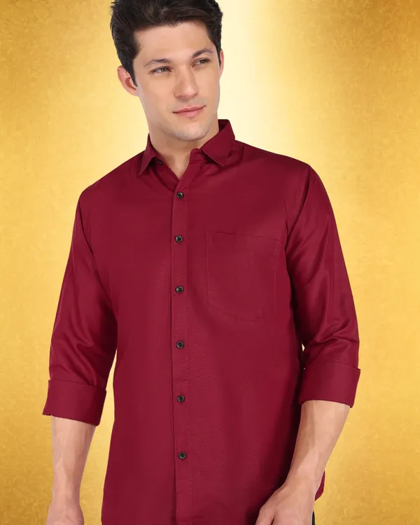 Maroon_Solid_Casual_Cotton_Blend_Shirt_For_Men
