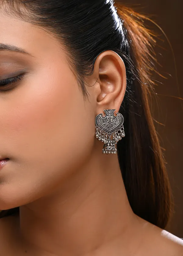 Oxidized_Silver-Toned_Engraved_Peacock_Stud_Jhumka_Earrings