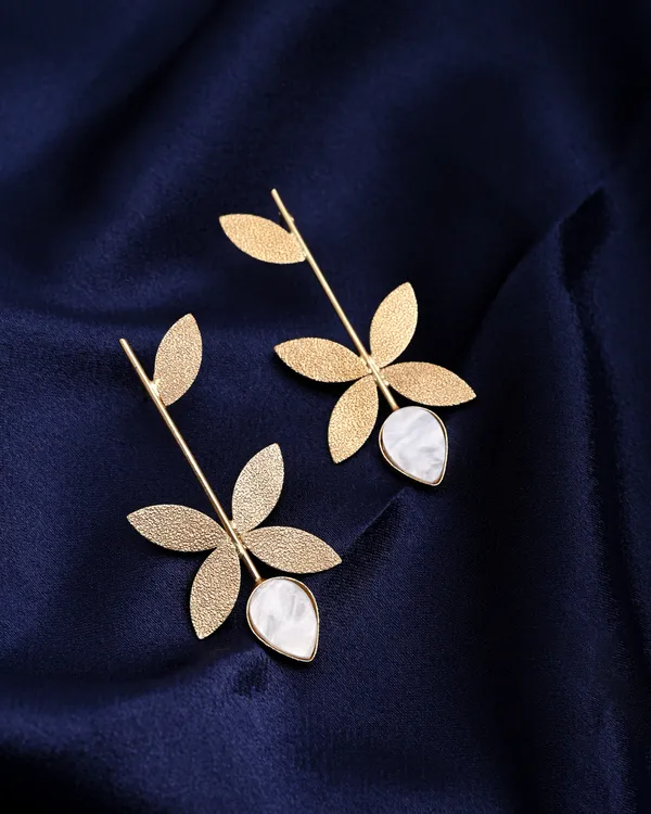 Nature-Inspired_Gold-Toned_Leaf_Drop_Earrings_with_Mother-of-Pearl_Detail