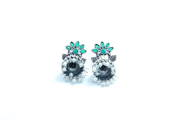 Green_Silver_Oxidized_Earring