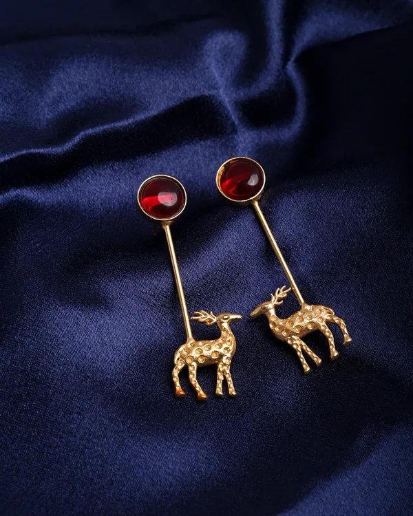 Gold-Toned_Deer_Motif_Drop_Earrings_with_Ruby_Red_Stone