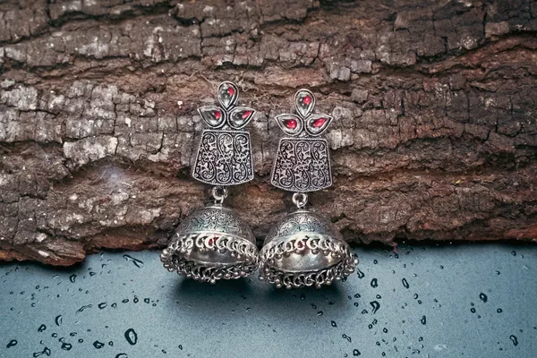 Silver_Oxidized_Jhumki_Earring