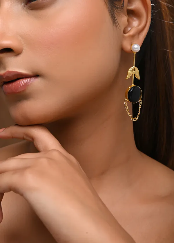 Contemporary_Pearl_Stud_Drop_Earrings_with_Black_Stone_and_Chain_Detail
