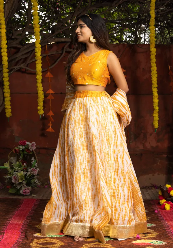Vedika_Mustard_Tie_Dye_Lehenga